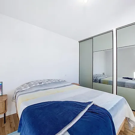 Veleda By Interhome La Palmyre