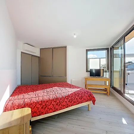 Veleda By Interhome La Palmyre